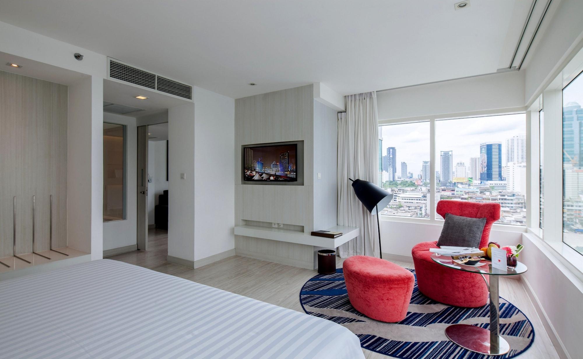 Khách sạn Centara Watergate Pavilion 4*